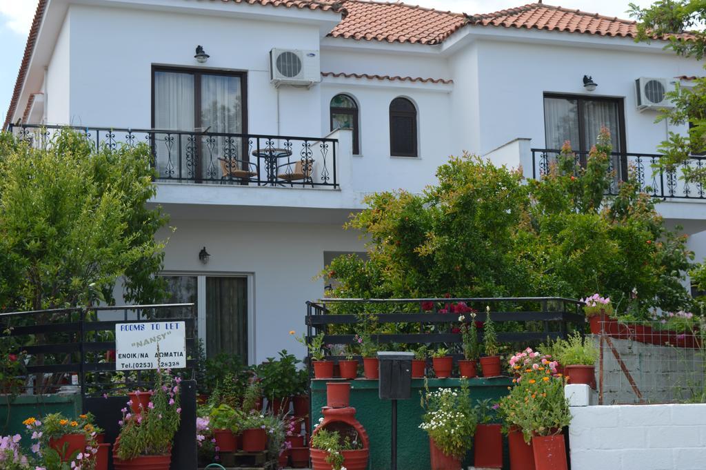 Nancy Rooms Skala Kallonis Exterior photo
